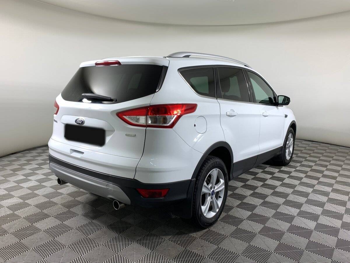 Купить Ford Kuga с пробегом. Фото: #4