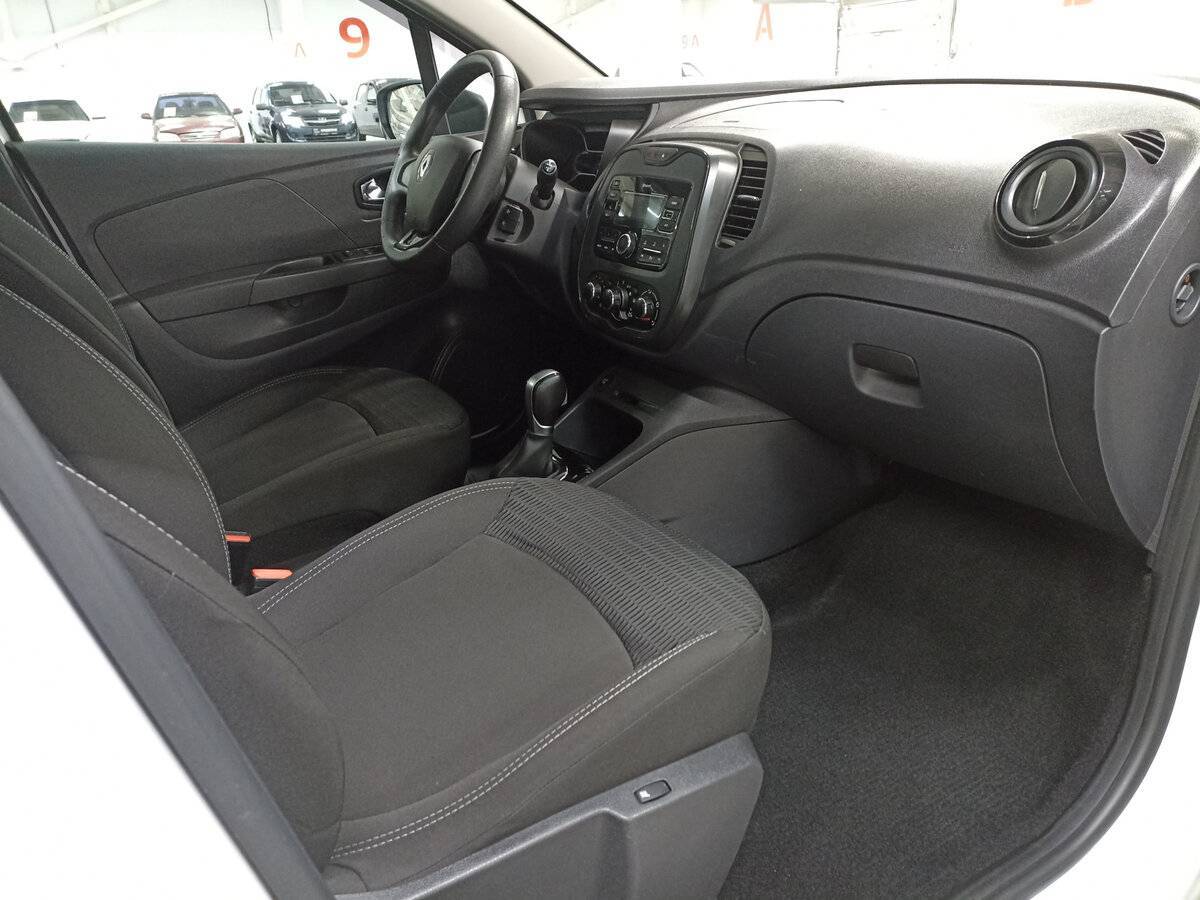 Купить Renault Kaptur с пробегом. Фото: #10