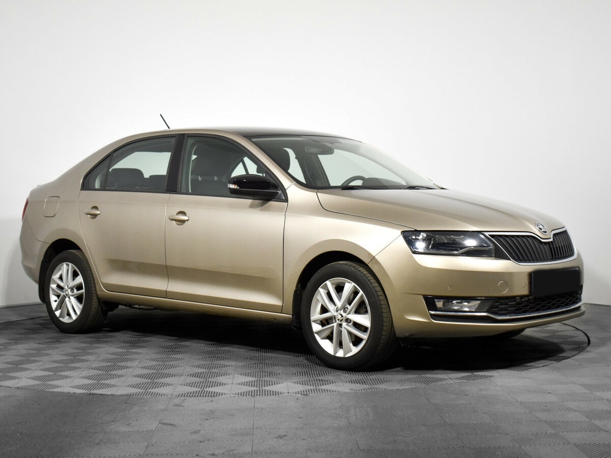 Купить Skoda Rapid с пробегом. Фото: #2