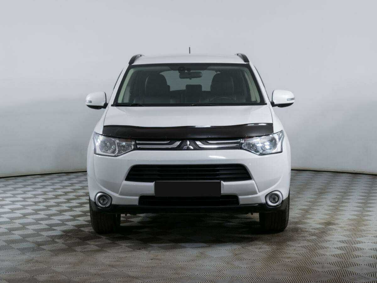 Купить Mitsubishi Outlander с пробегом. Фото: #1