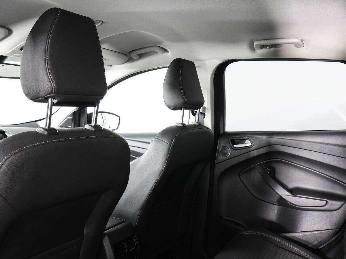 Купить Ford Kuga с пробегом. Фото: #11