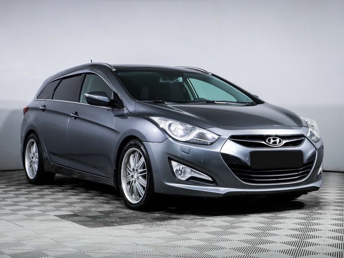 Купить Hyundai i40 с пробегом. Фото: #2