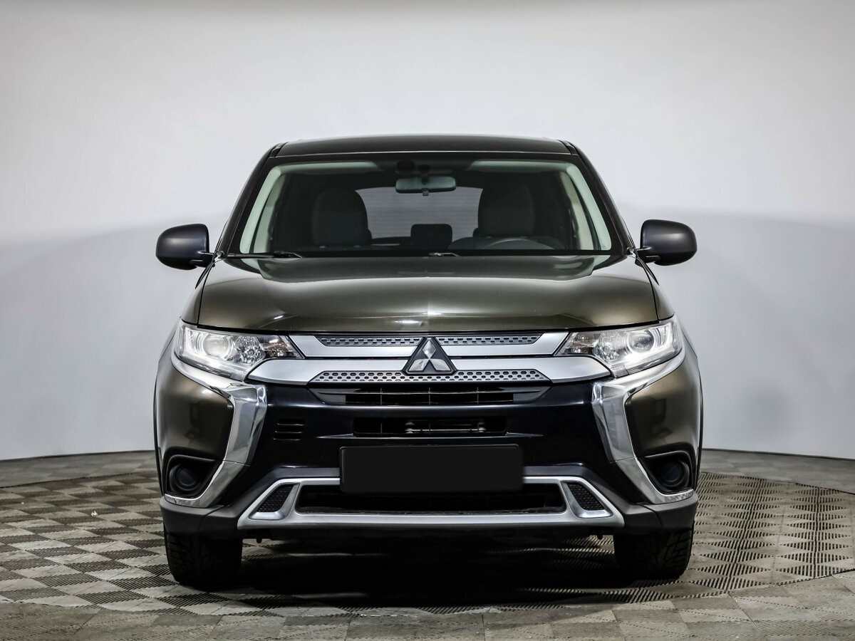 Купить Mitsubishi Outlander с пробегом. Фото: #1