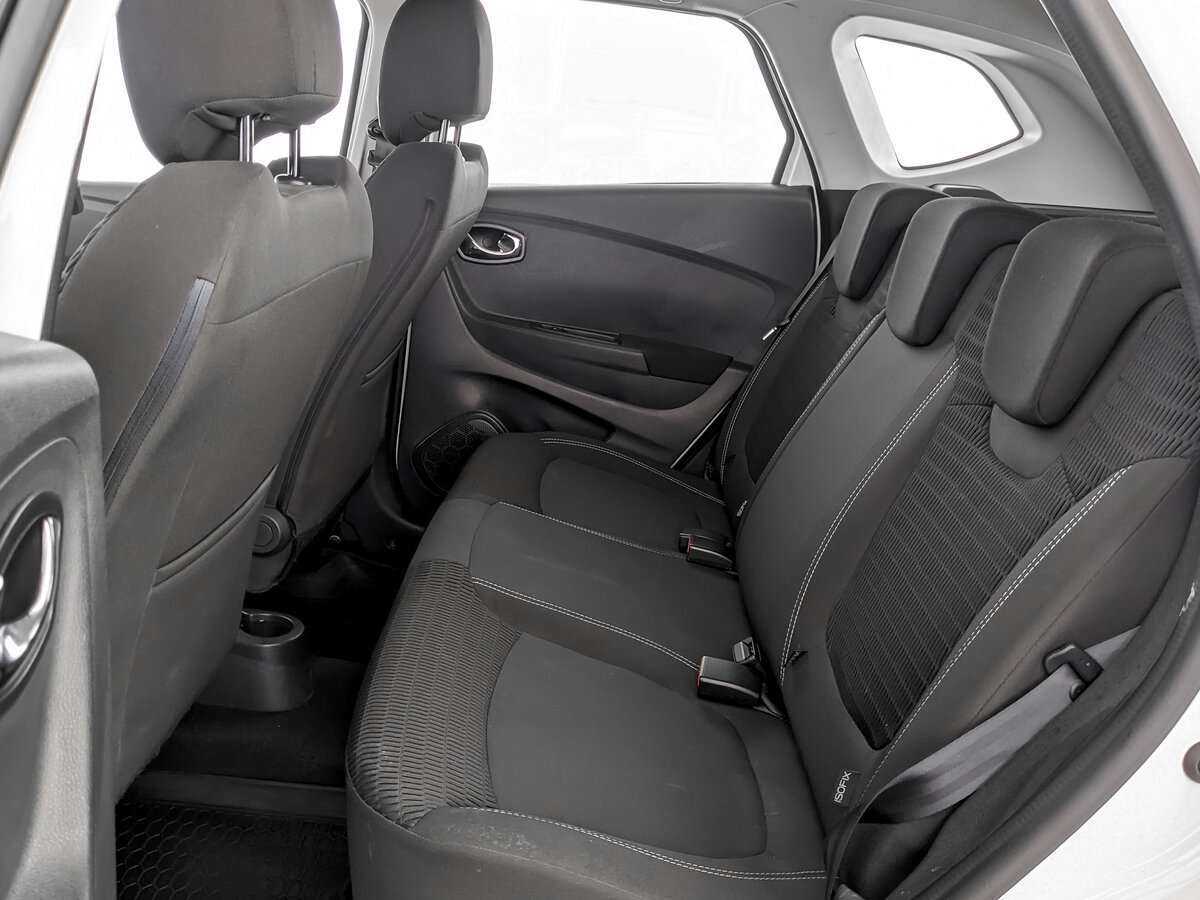 Купить Renault Kaptur с пробегом. Фото: #9