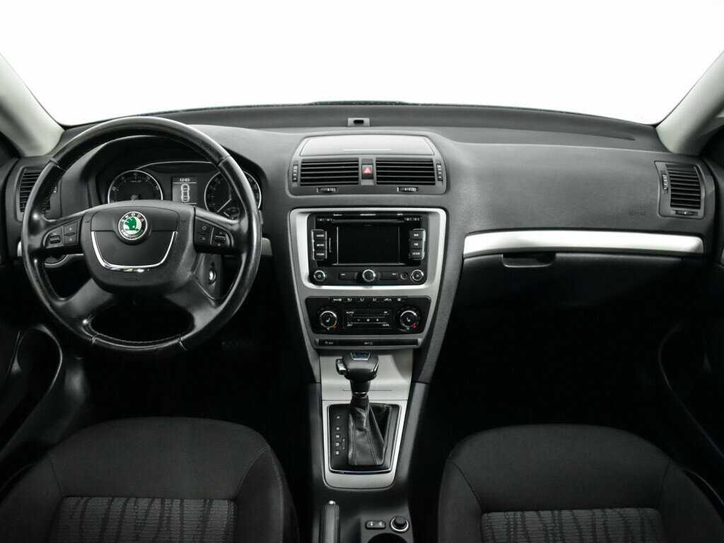 Купить Skoda Octavia с пробегом. Фото: #10