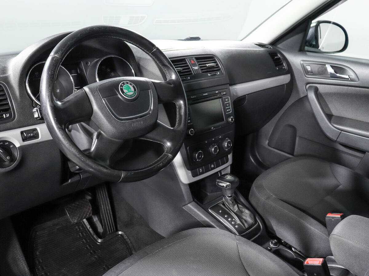 Купить Skoda Yeti с пробегом. Фото: #10