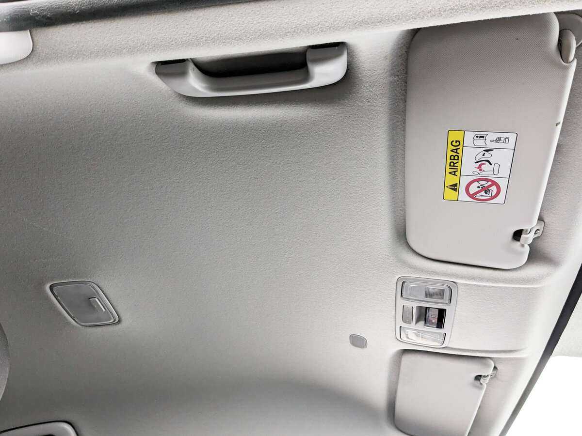 Купить Hyundai Solaris с пробегом. Фото: #17