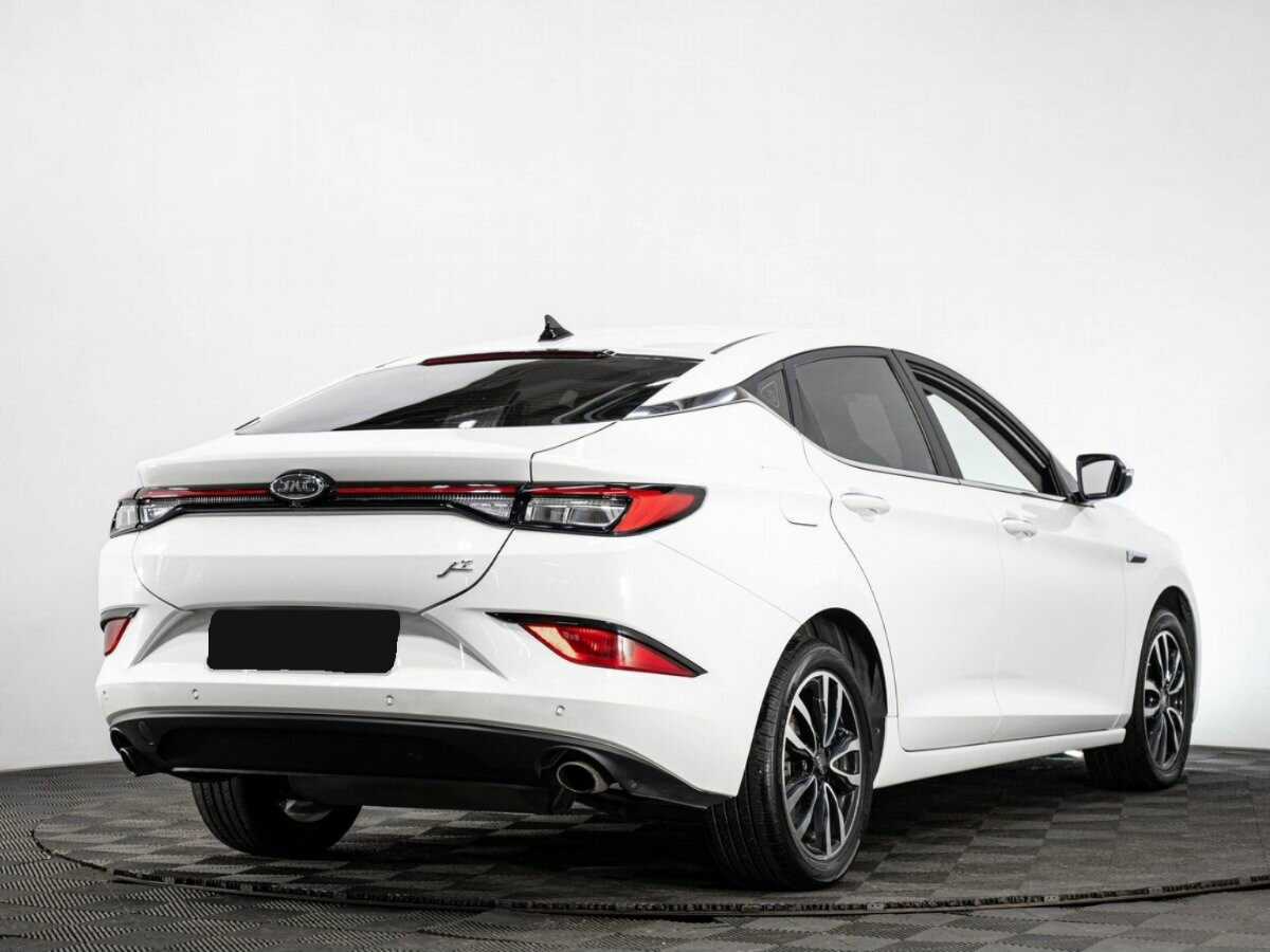 Купить JAC J7 с пробегом. Фото: #3