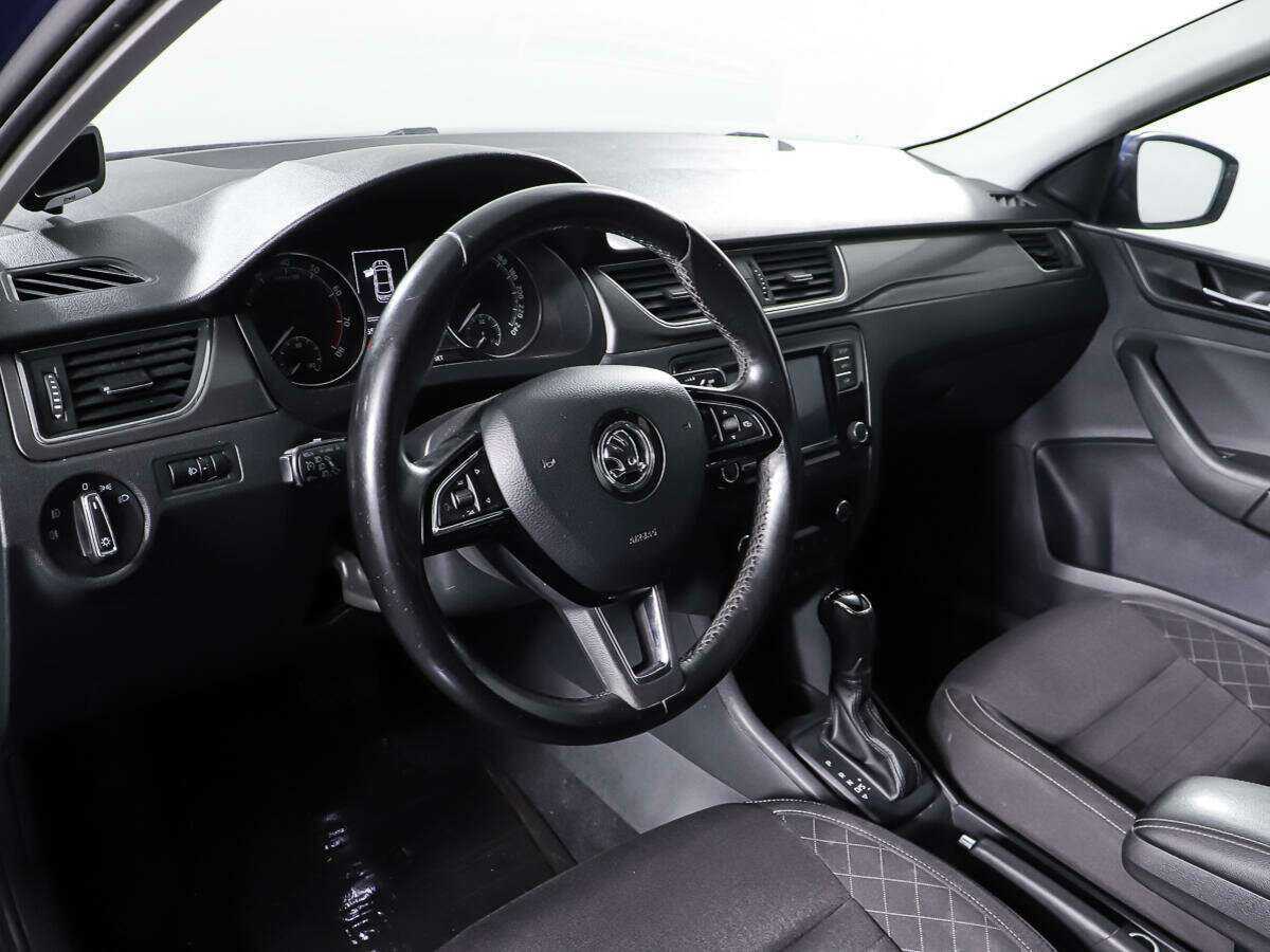 Купить Skoda Rapid с пробегом. Фото: #14