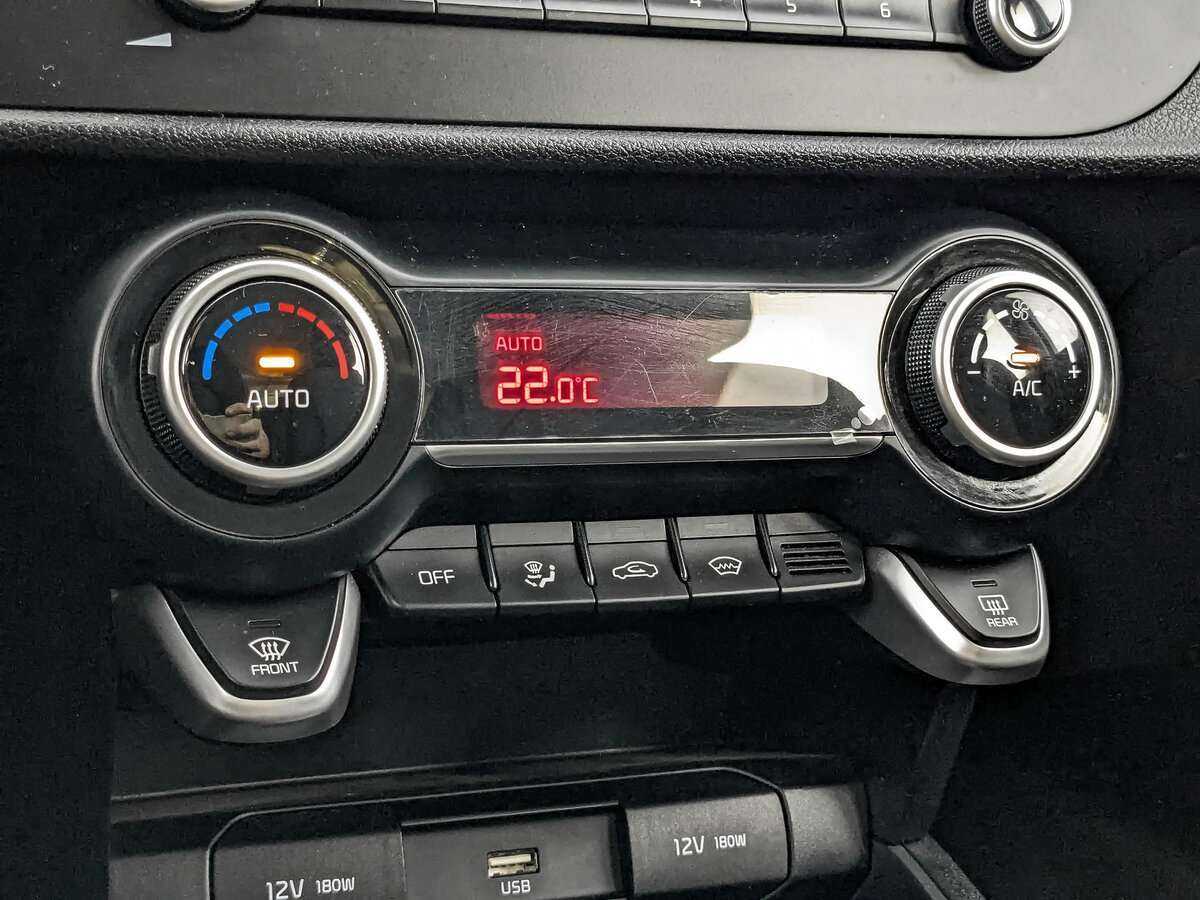 Купить Kia Rio с пробегом. Фото: #16