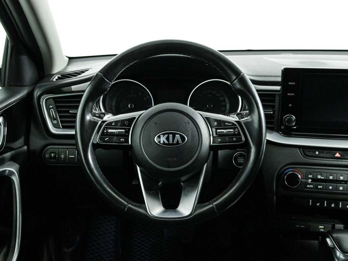 Купить Kia Ceed с пробегом. Фото: #19