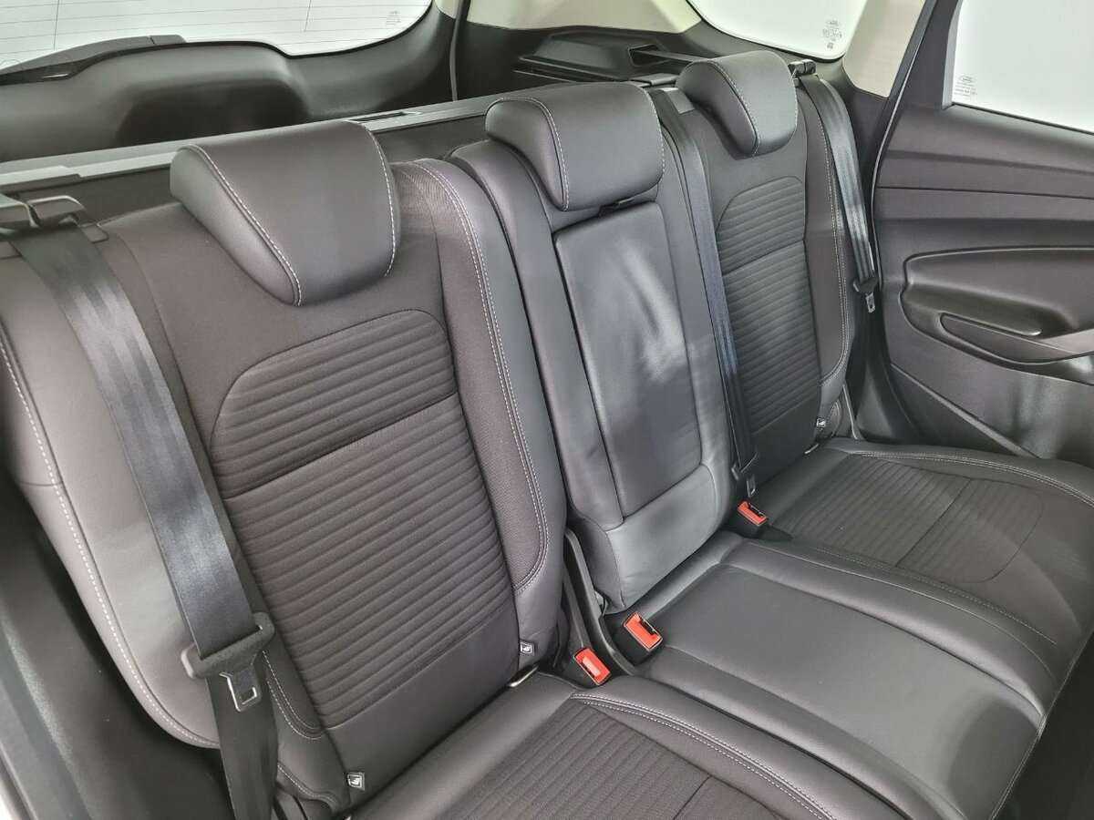 Купить Ford Kuga с пробегом. Фото: #14