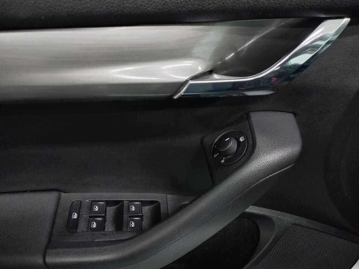 Купить Skoda Octavia с пробегом. Фото: #14