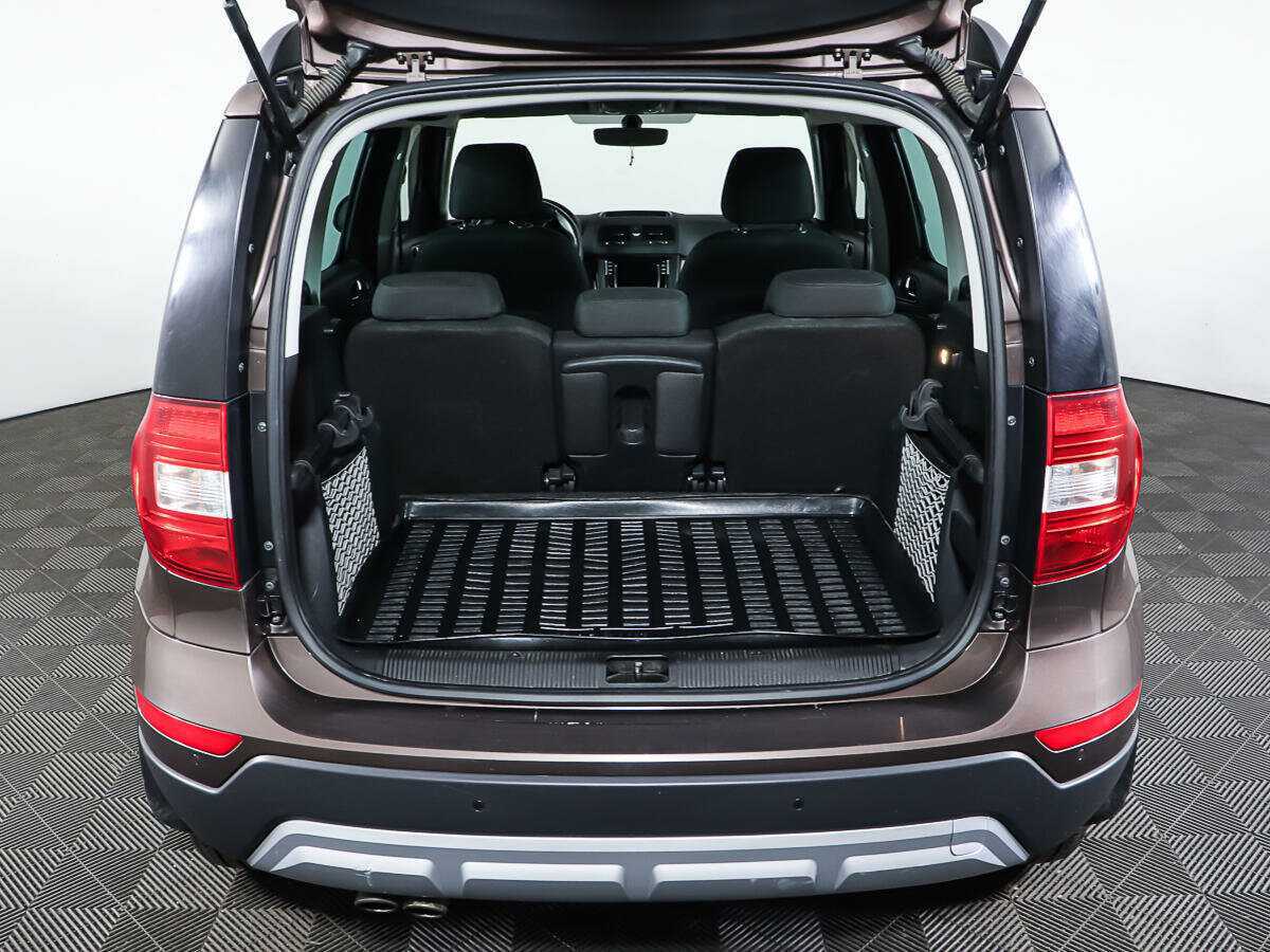 Купить Skoda Yeti с пробегом. Фото: #8