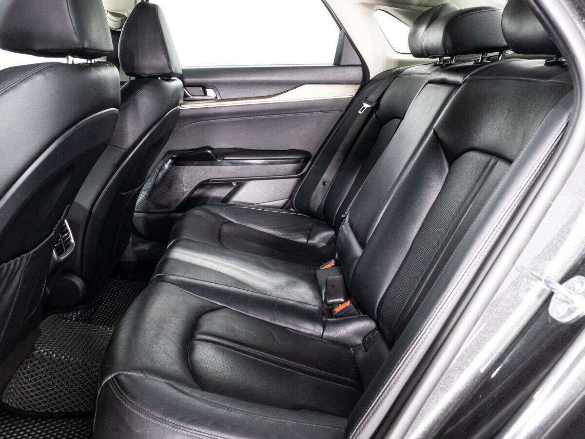 Купить Kia K5 с пробегом. Фото: #9