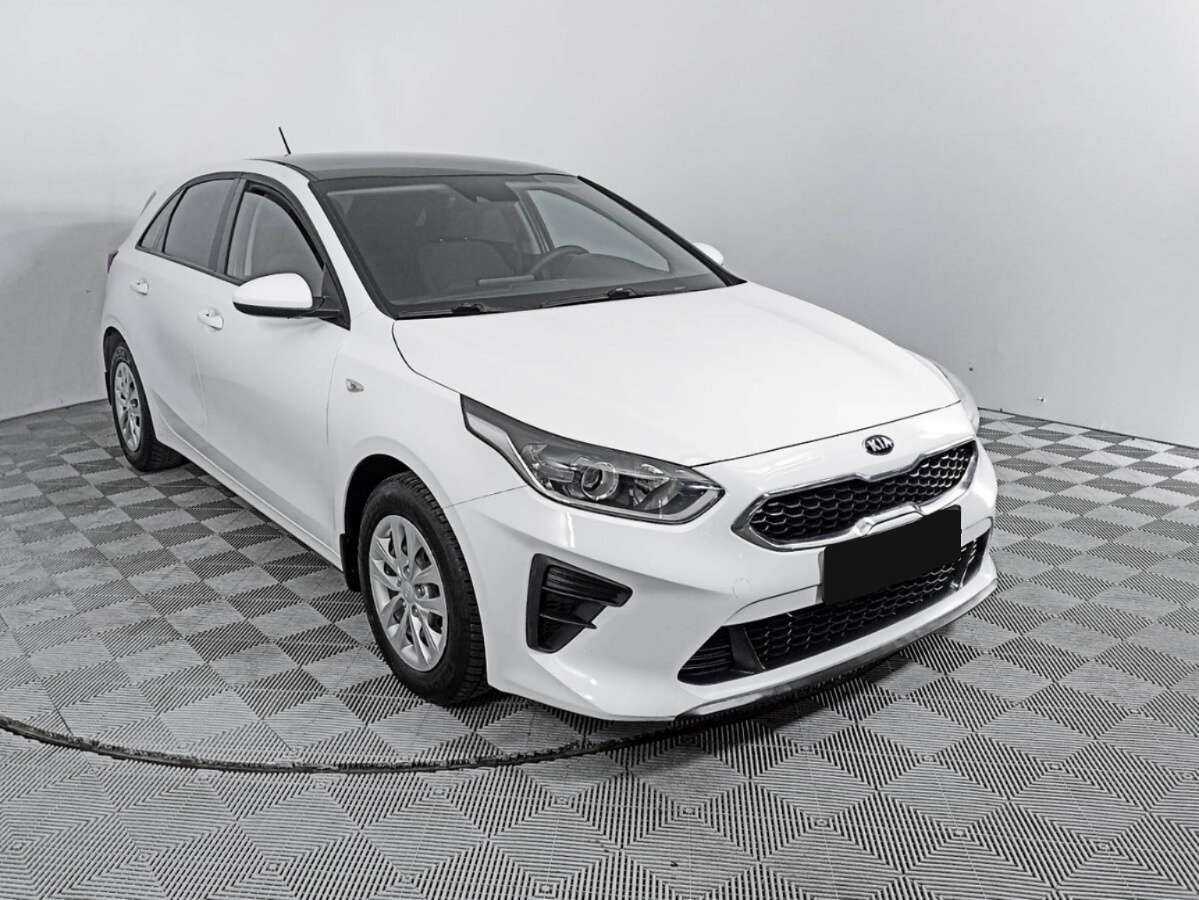 Купить Kia Ceed с пробегом. Фото: #2