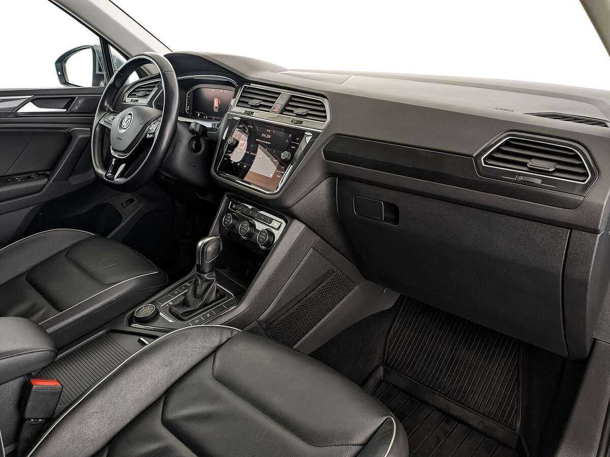 Купить Volkswagen Tiguan с пробегом. Фото: #8