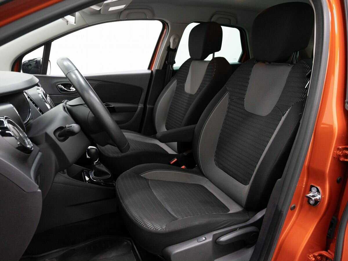 Купить Renault Kaptur с пробегом. Фото: #7