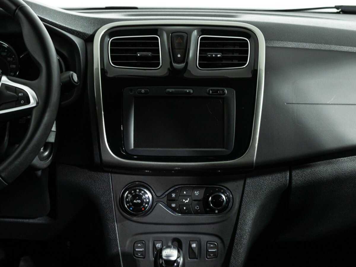 Купить Renault Sandero с пробегом. Фото: #14