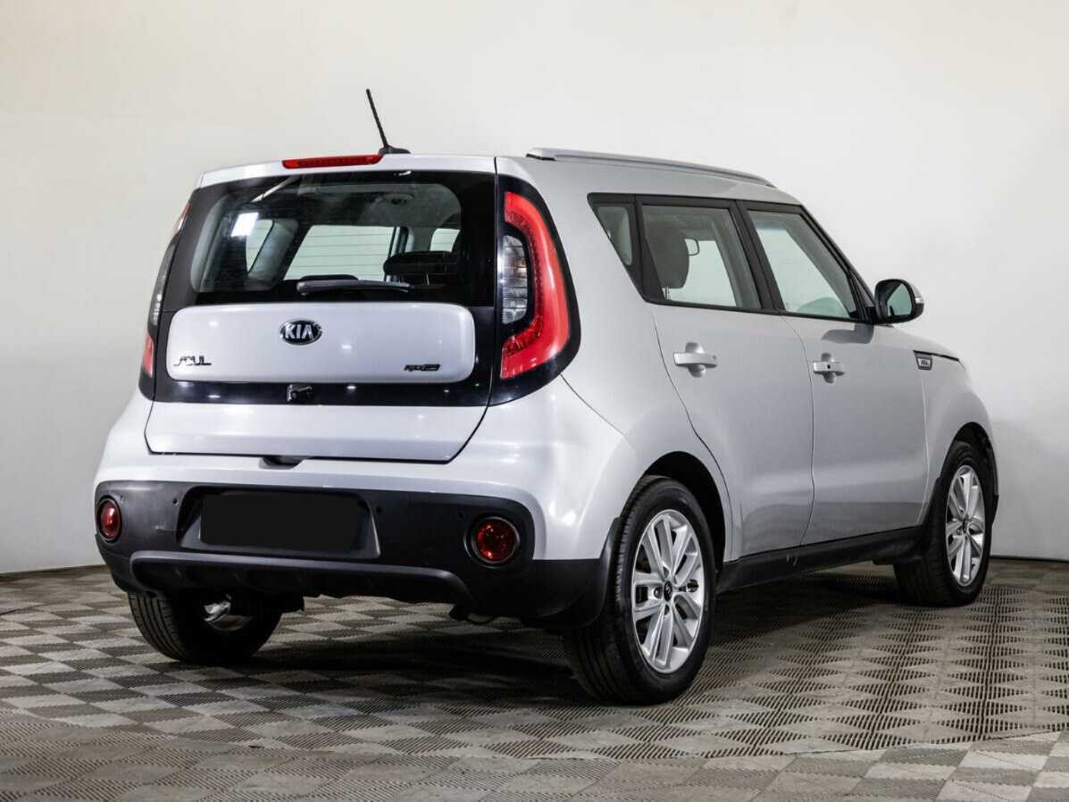 Купить Kia Soul с пробегом. Фото: #4