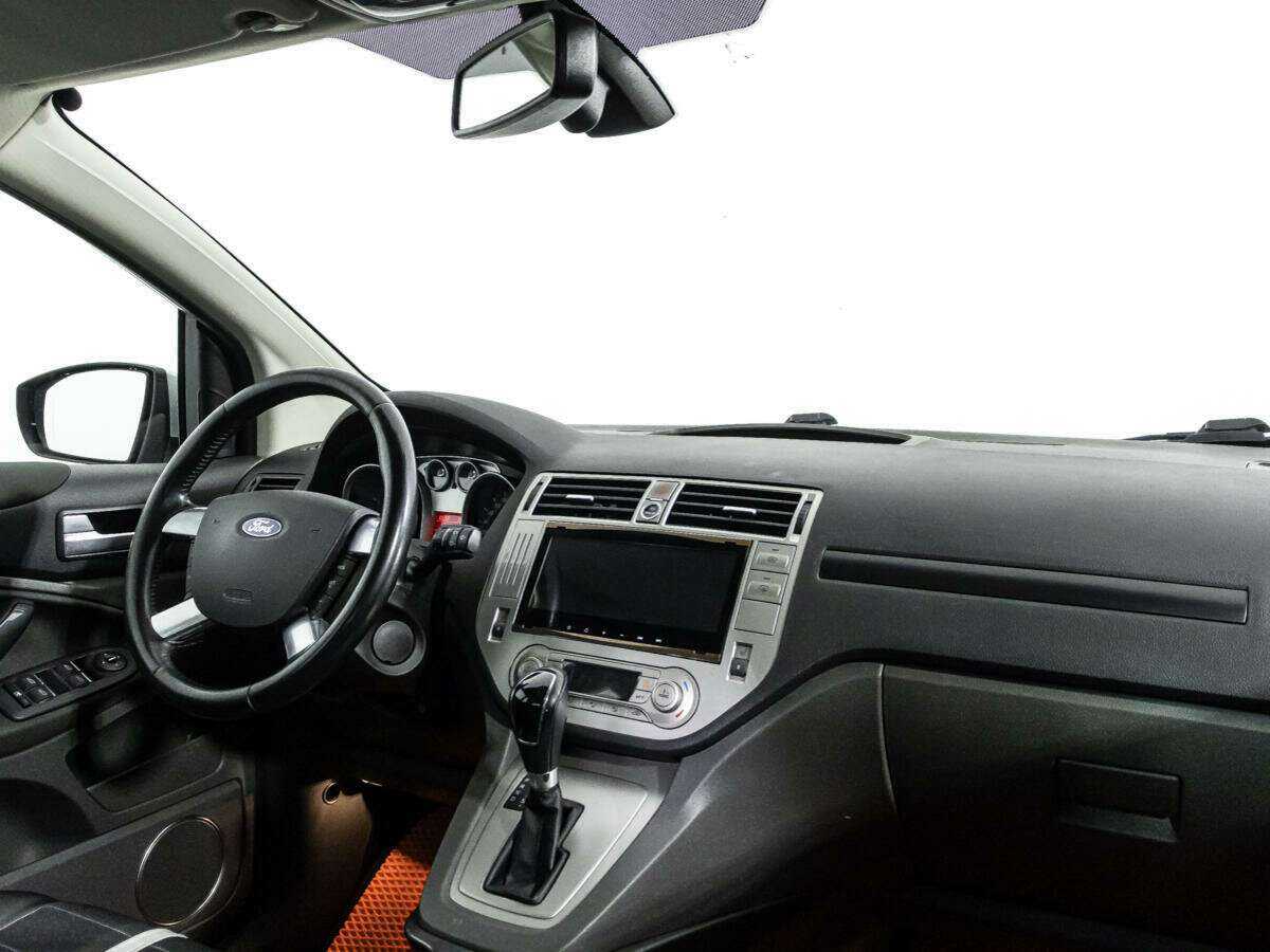 Купить Ford Kuga с пробегом. Фото: #8