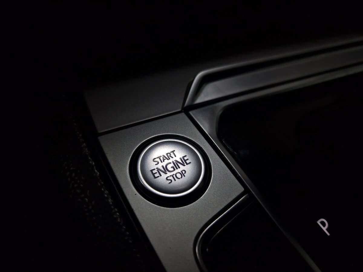 Купить Volkswagen Passat с пробегом. Фото: #10