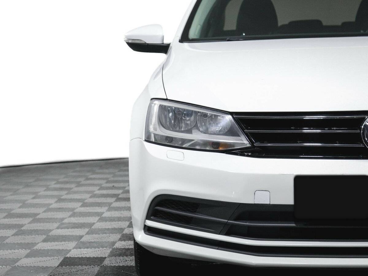 Купить Volkswagen Jetta с пробегом. Фото: #16