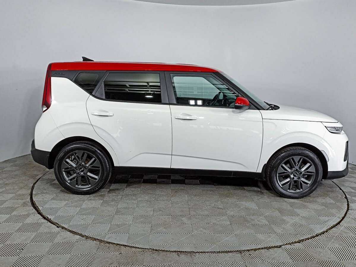 Купить Kia Soul с пробегом. Фото: #3