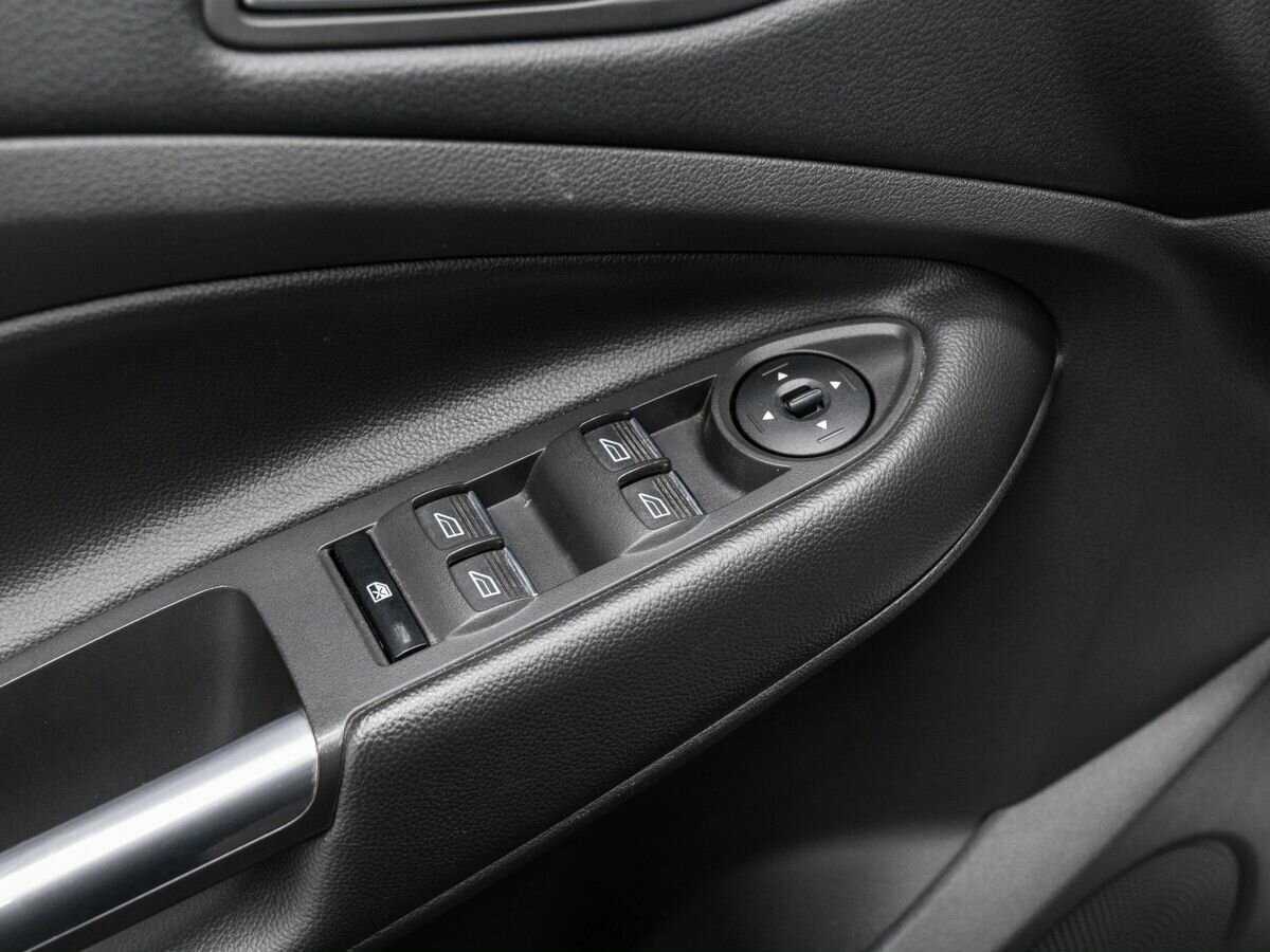 Купить Ford Kuga с пробегом. Фото: #14