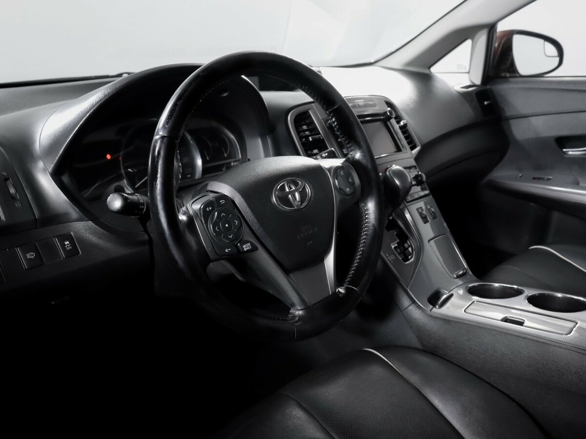Купить Toyota Venza с пробегом. Фото: #13