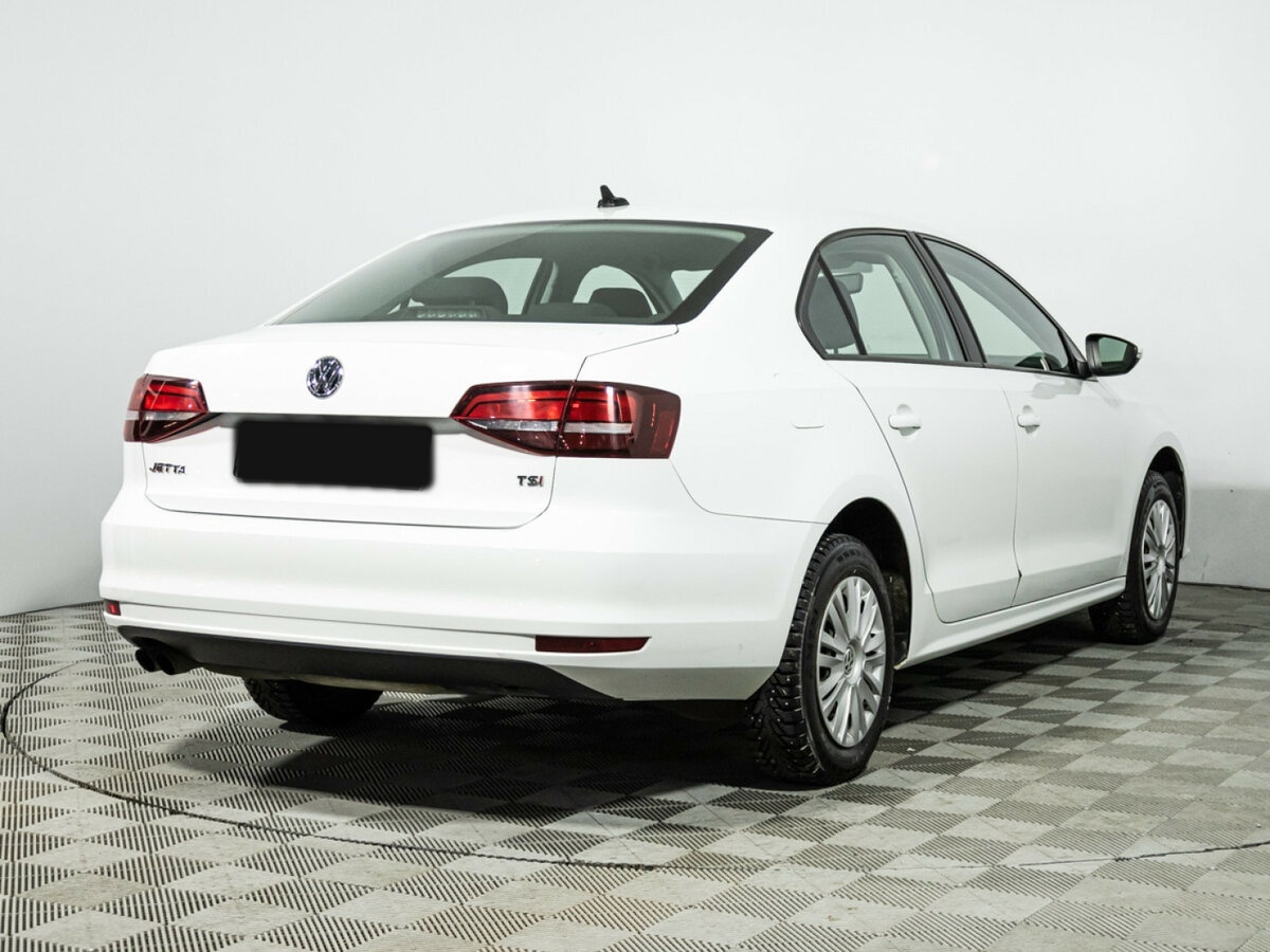Купить Volkswagen Jetta с пробегом. Фото: #3