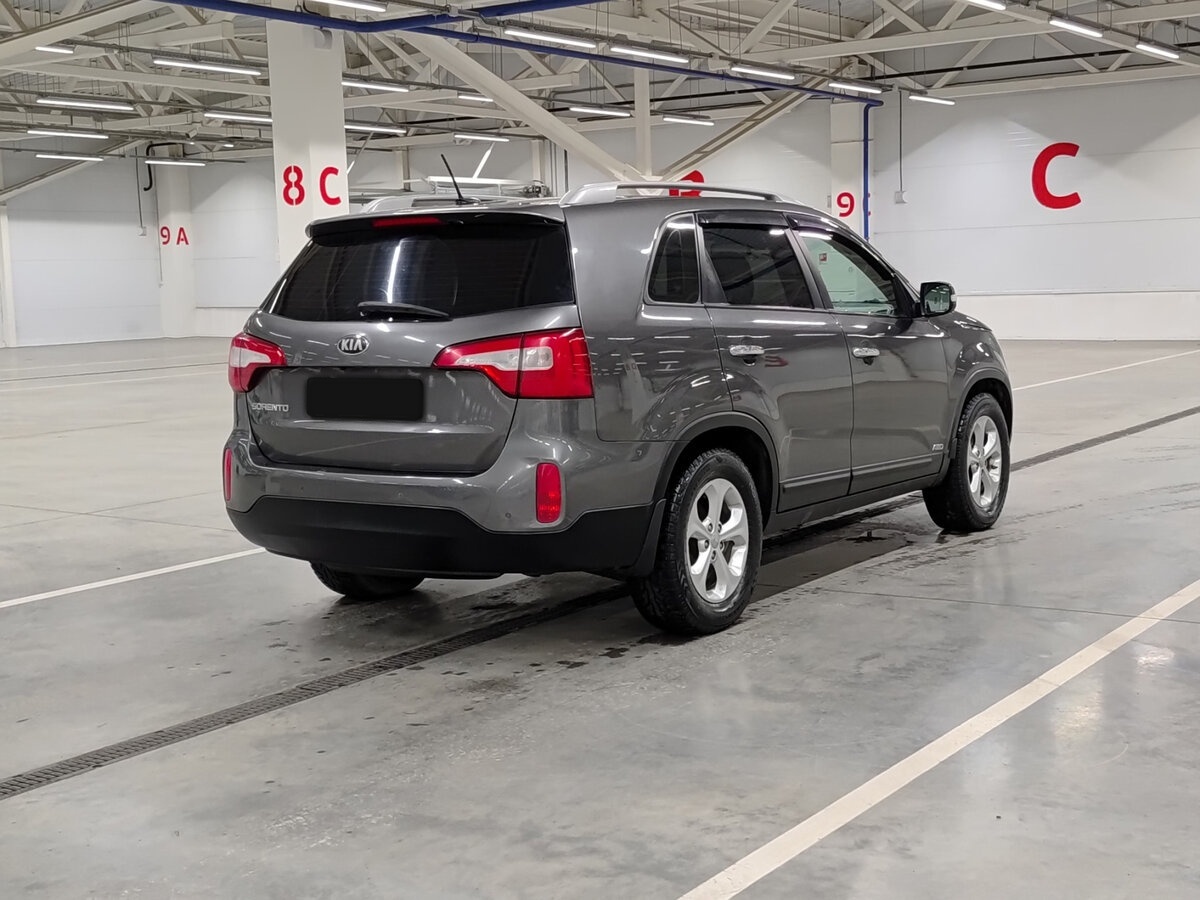 Купить Kia Sorento с пробегом. Фото: #4