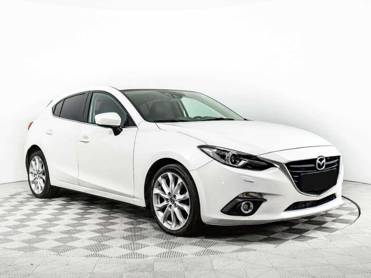 Купить Mazda 3 с пробегом. Фото: #2
