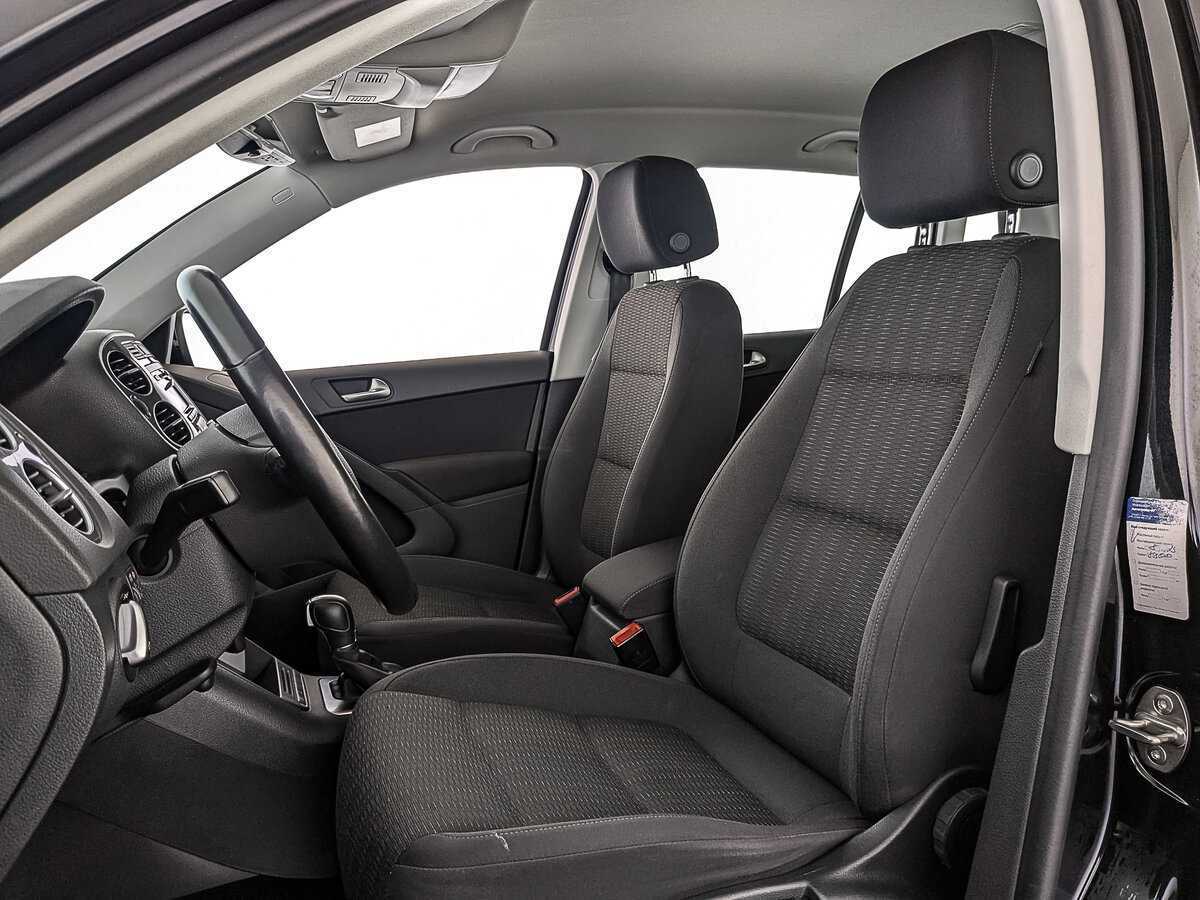 Купить Volkswagen Tiguan с пробегом. Фото: #19