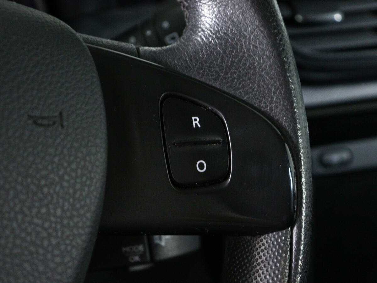 Купить Nissan Terrano с пробегом. Фото: #16