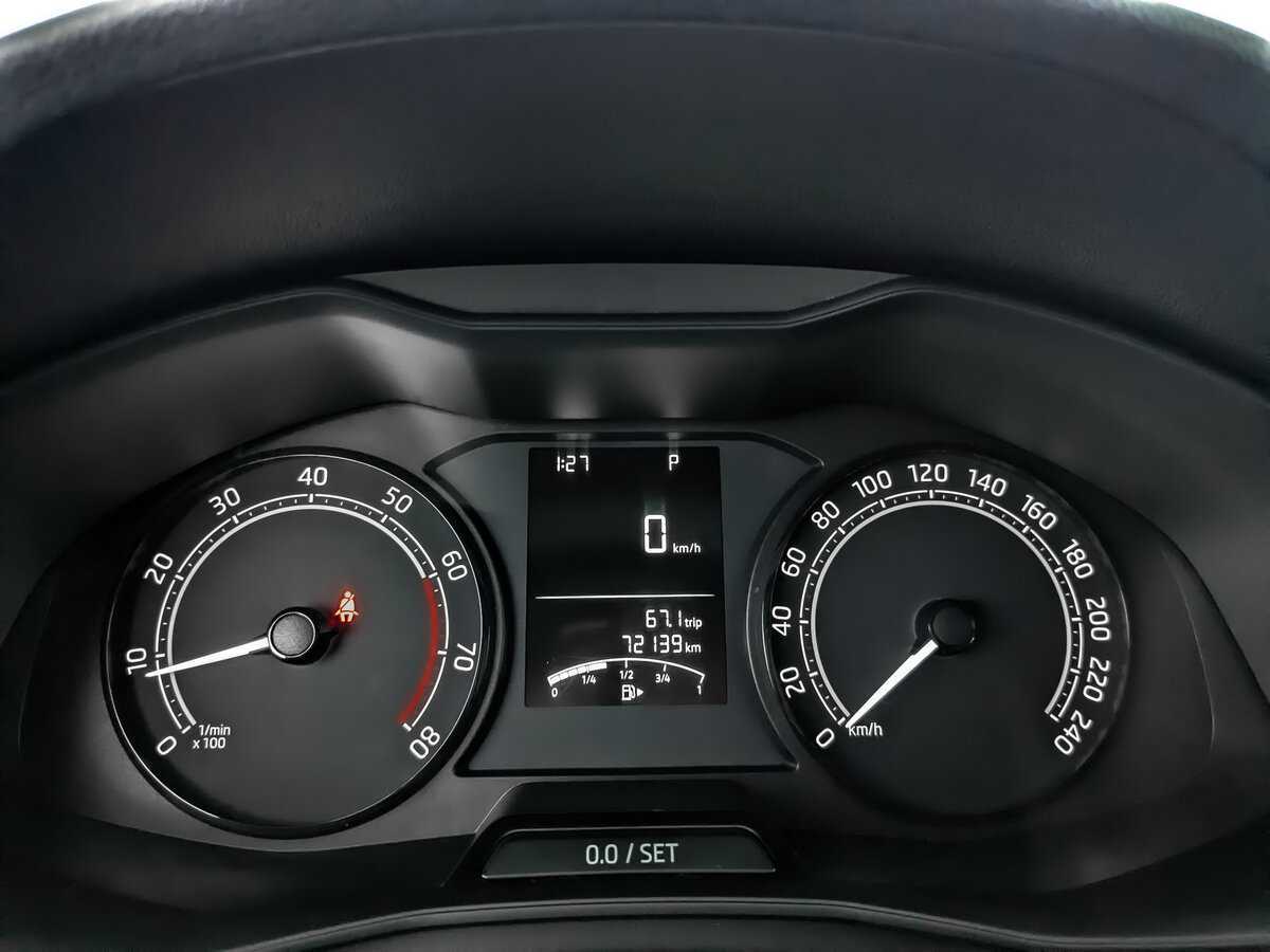 Купить Skoda Rapid с пробегом. Фото: #11