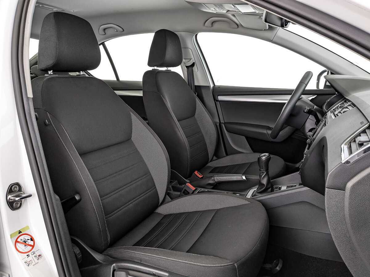 Купить Skoda Octavia с пробегом. Фото: #21