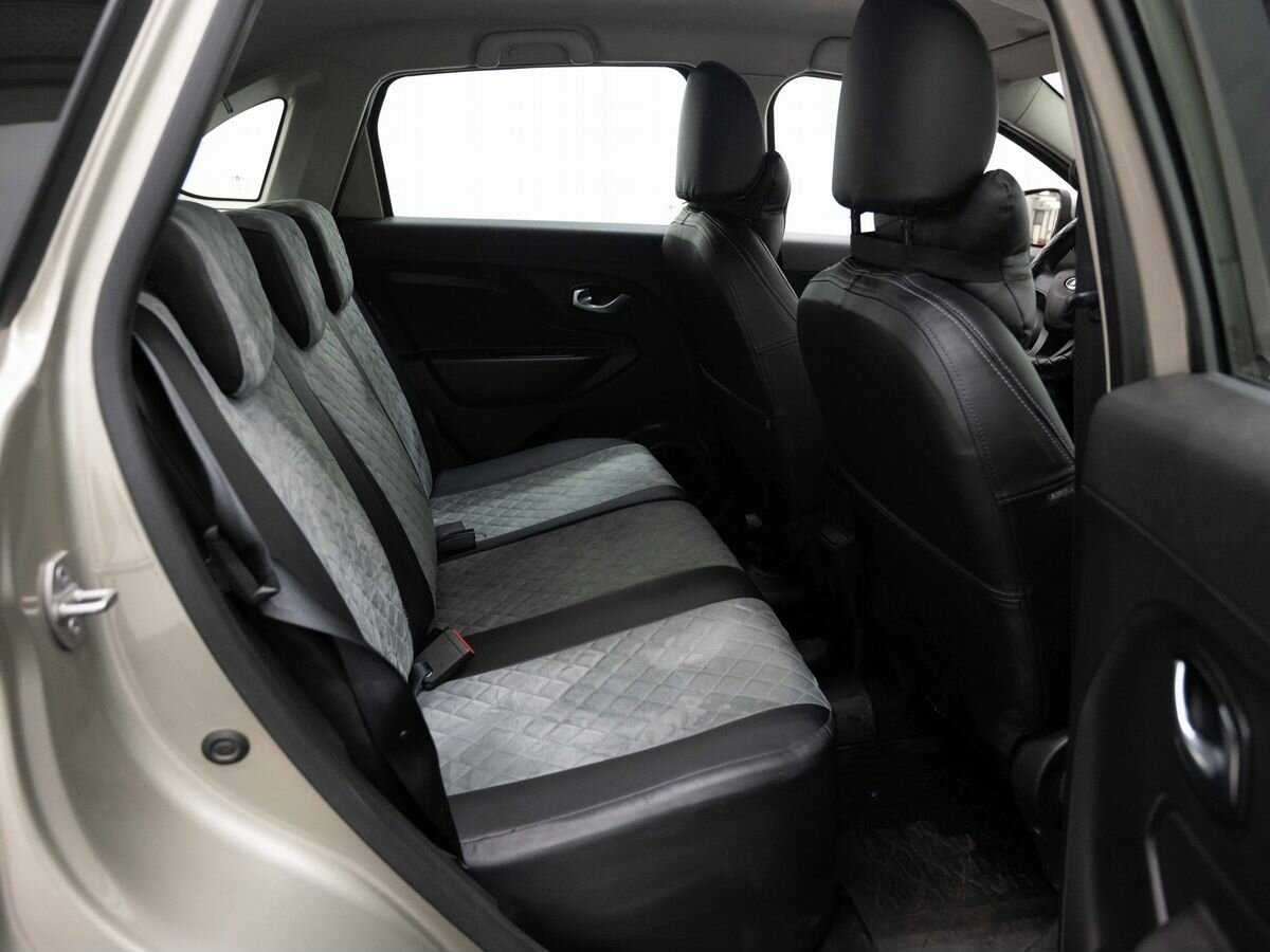 Купить Lada (ВАЗ) XRAY с пробегом. Фото: #9