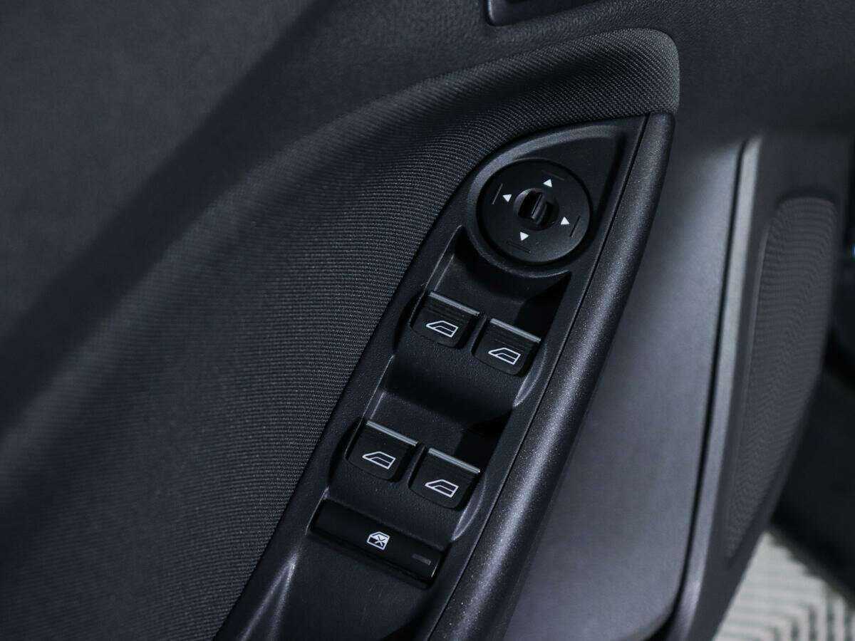 Купить Ford Focus с пробегом. Фото: #13
