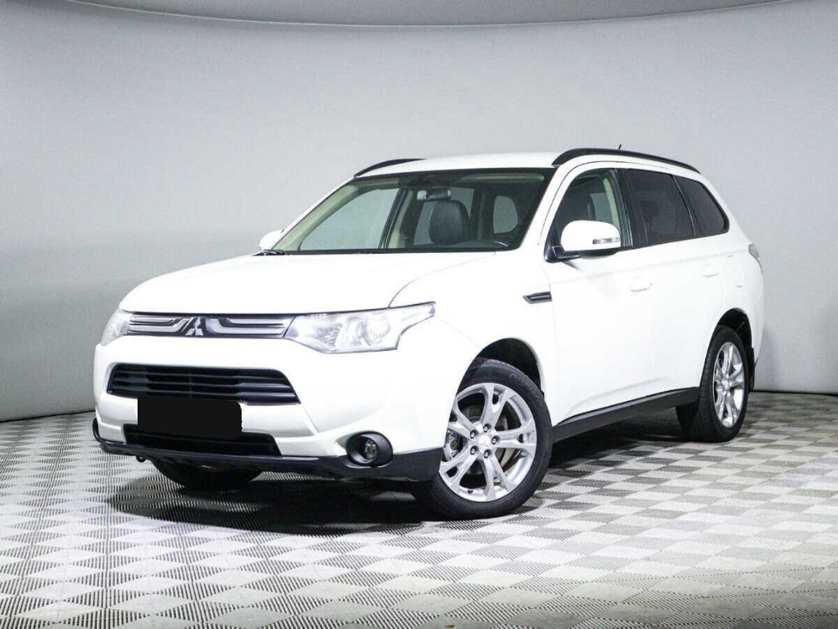 Купить Mitsubishi Outlander с пробегом. Посмотреть фото