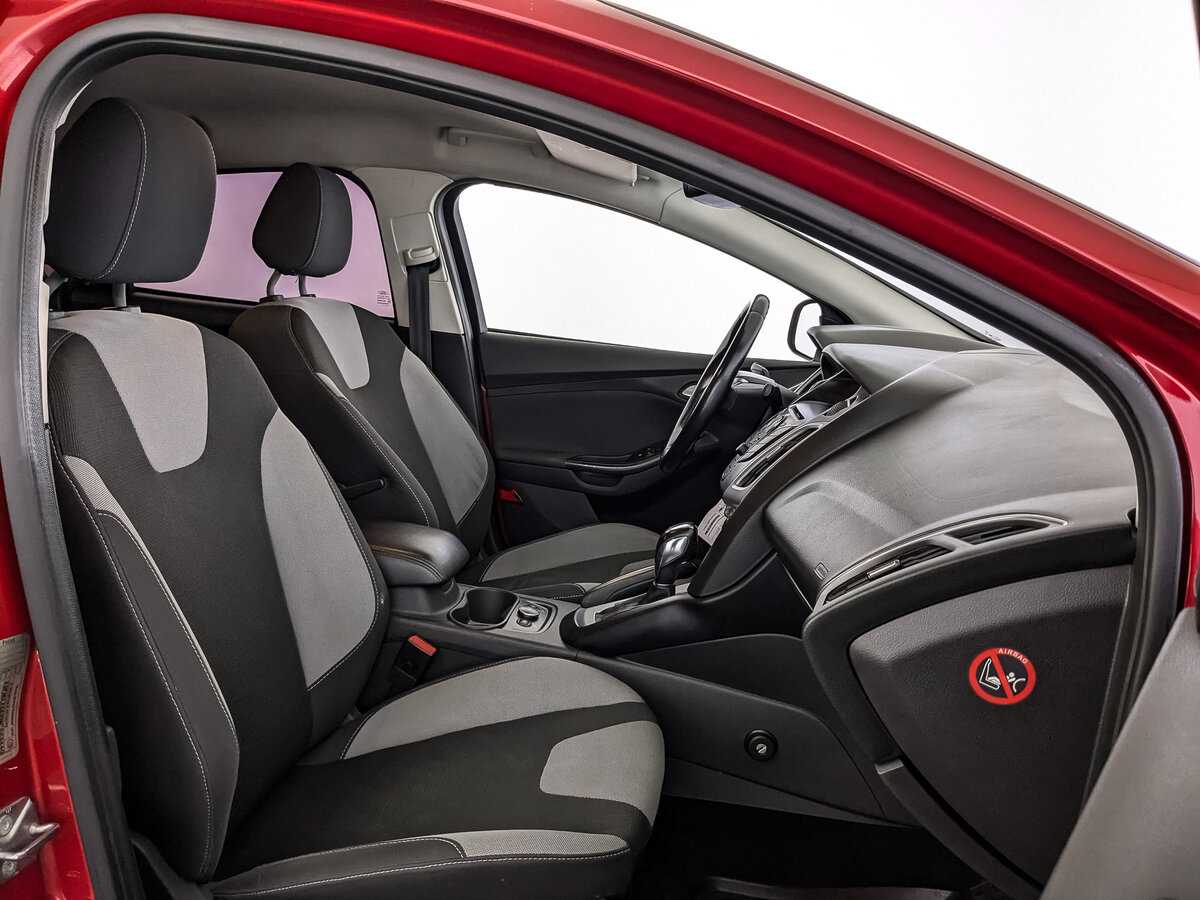 Купить Ford Focus с пробегом. Фото: #18