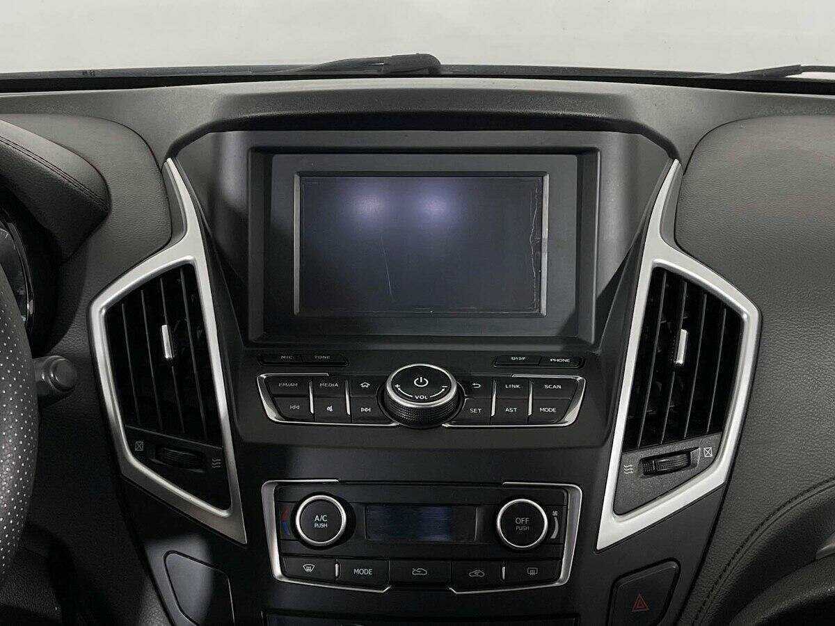 Купить Dongfeng AX7 с пробегом. Фото: #11