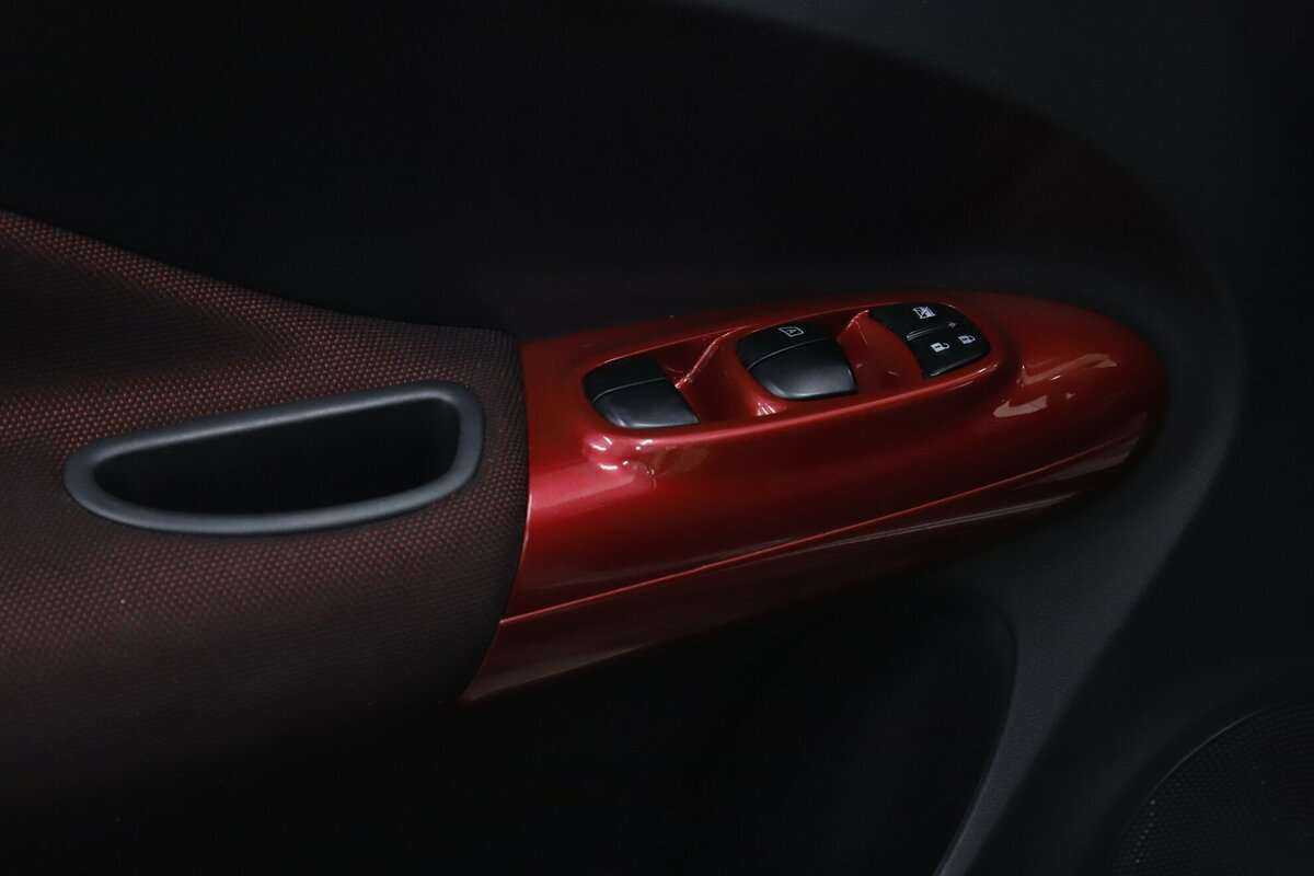 Купить Nissan Juke с пробегом. Фото: #9