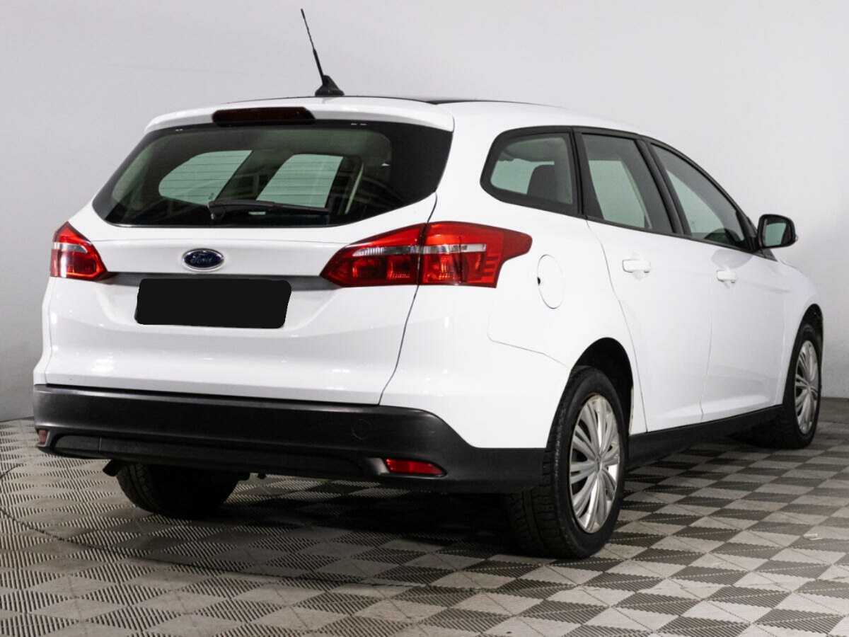 Купить Ford Focus с пробегом. Фото: #4