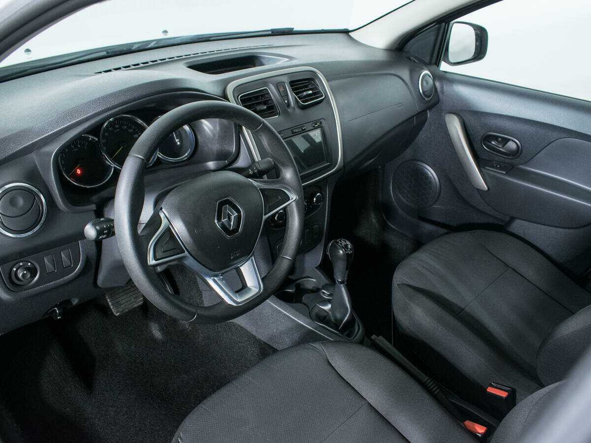 Купить Renault Logan с пробегом. Фото: #10