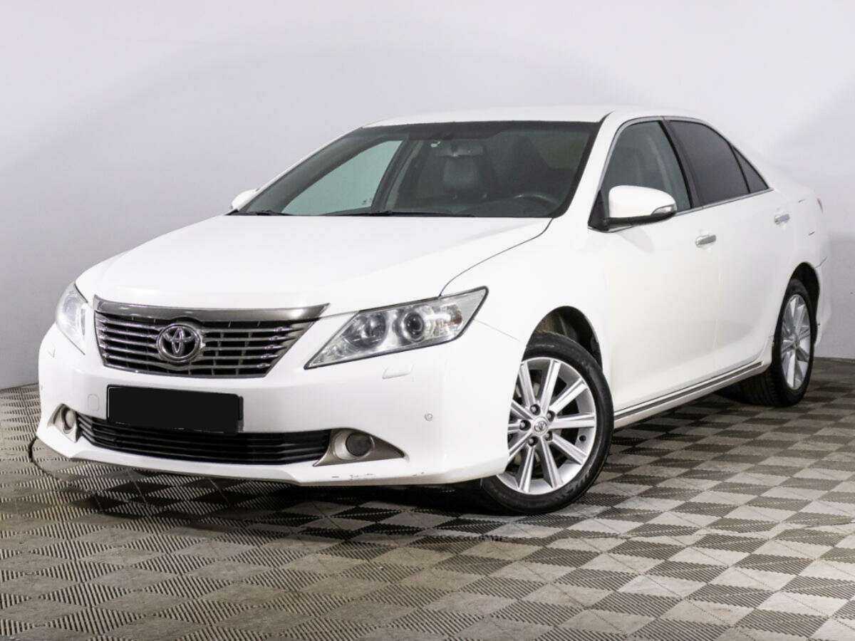 Купить Toyota Camry с пробегом. Посмотреть фото