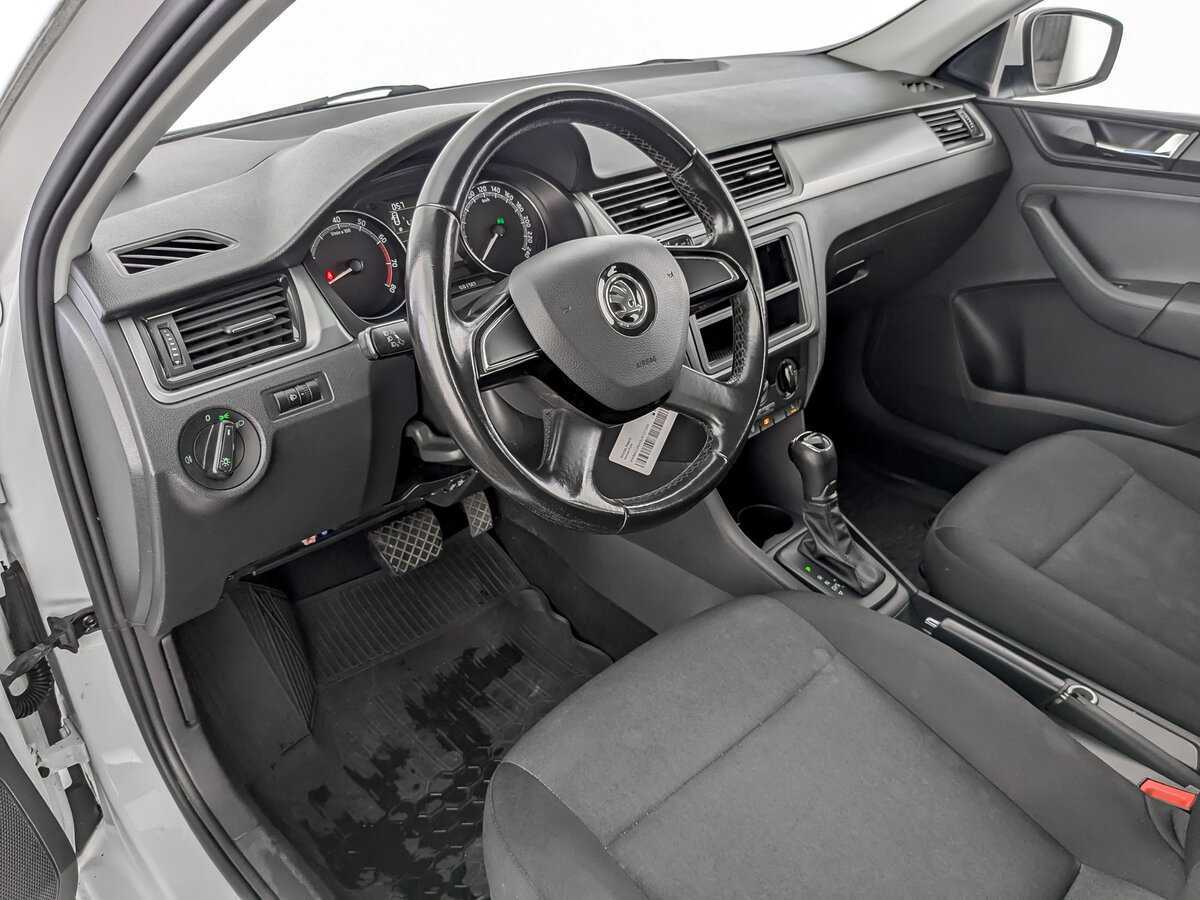 Купить Skoda Rapid с пробегом. Фото: #13