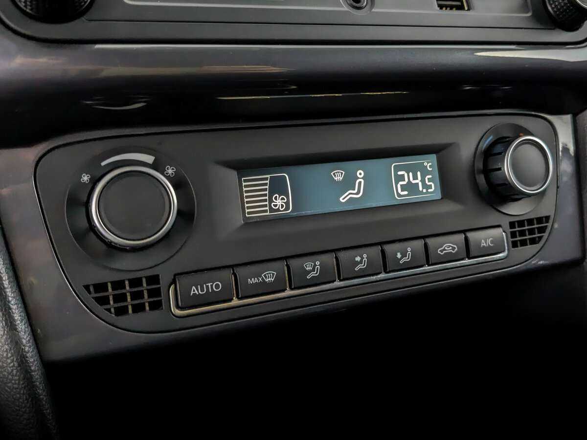 Купить Volkswagen Polo с пробегом. Фото: #23