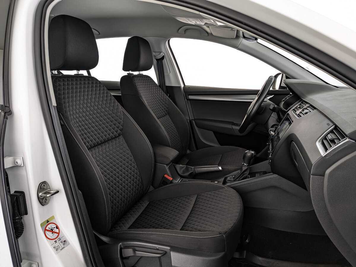 Купить Skoda Octavia с пробегом. Фото: #16
