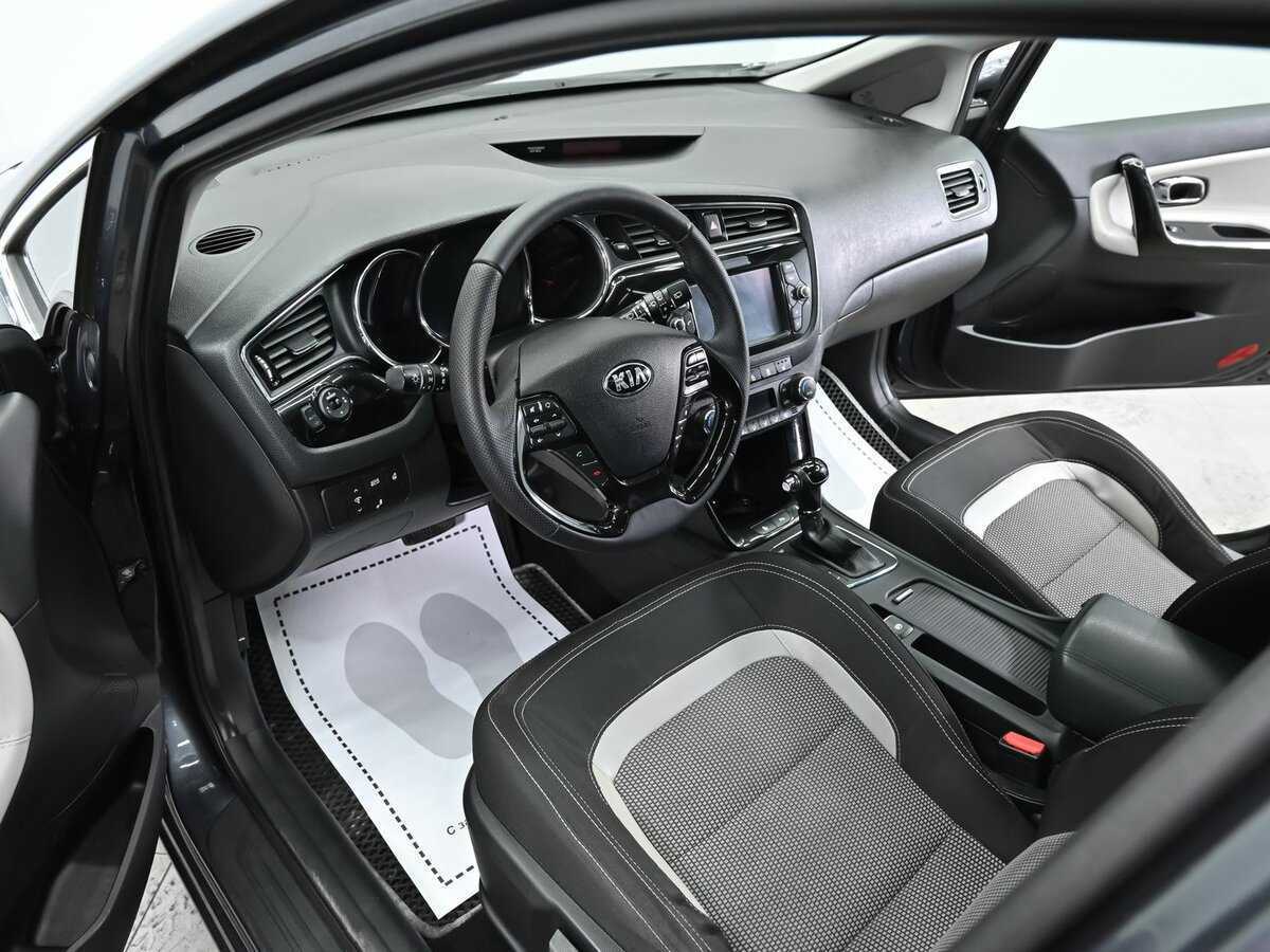 Купить Kia Ceed с пробегом. Фото: #12